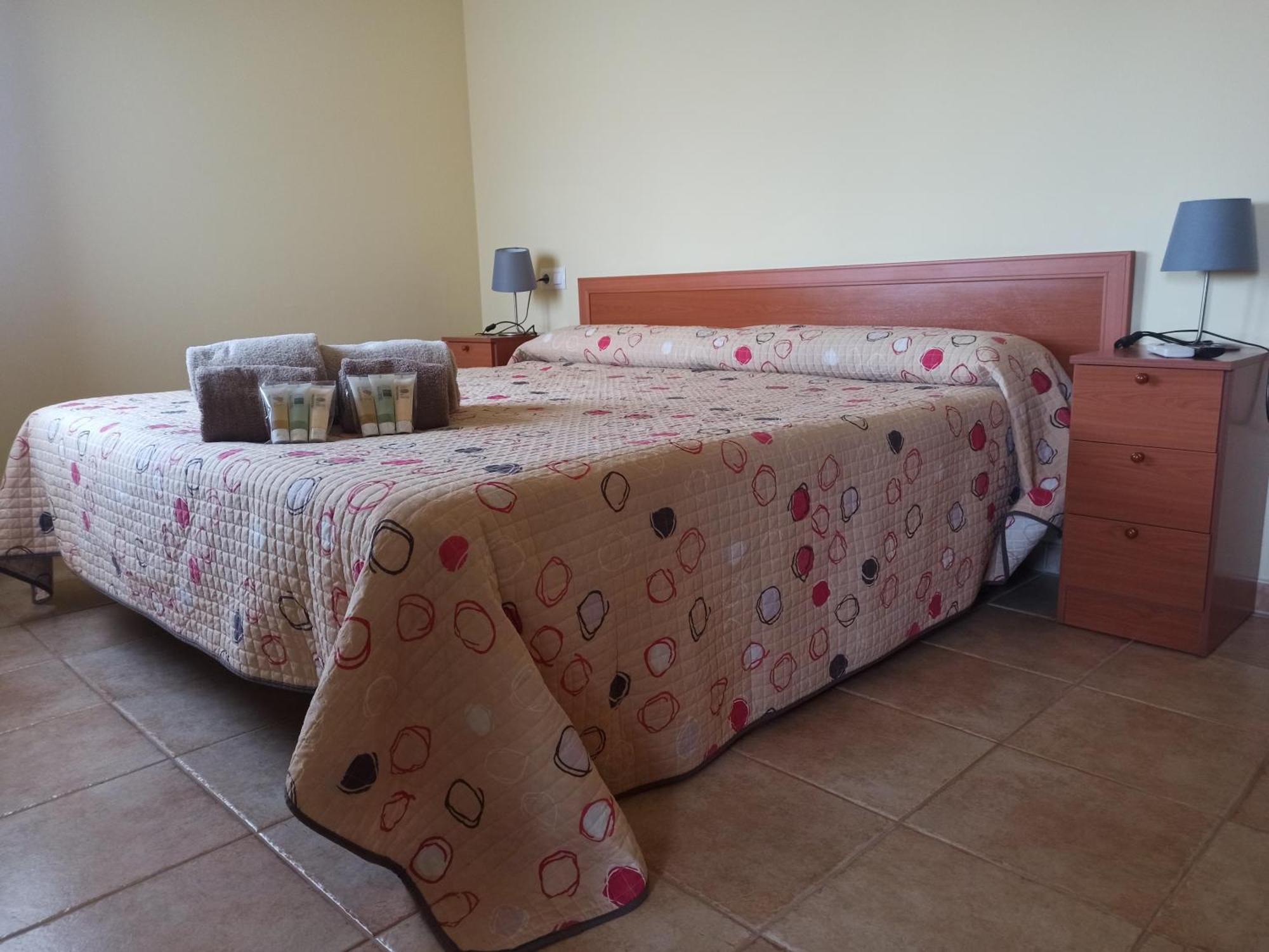Pages Villa Sant Climent Sescebes Bagian luar foto